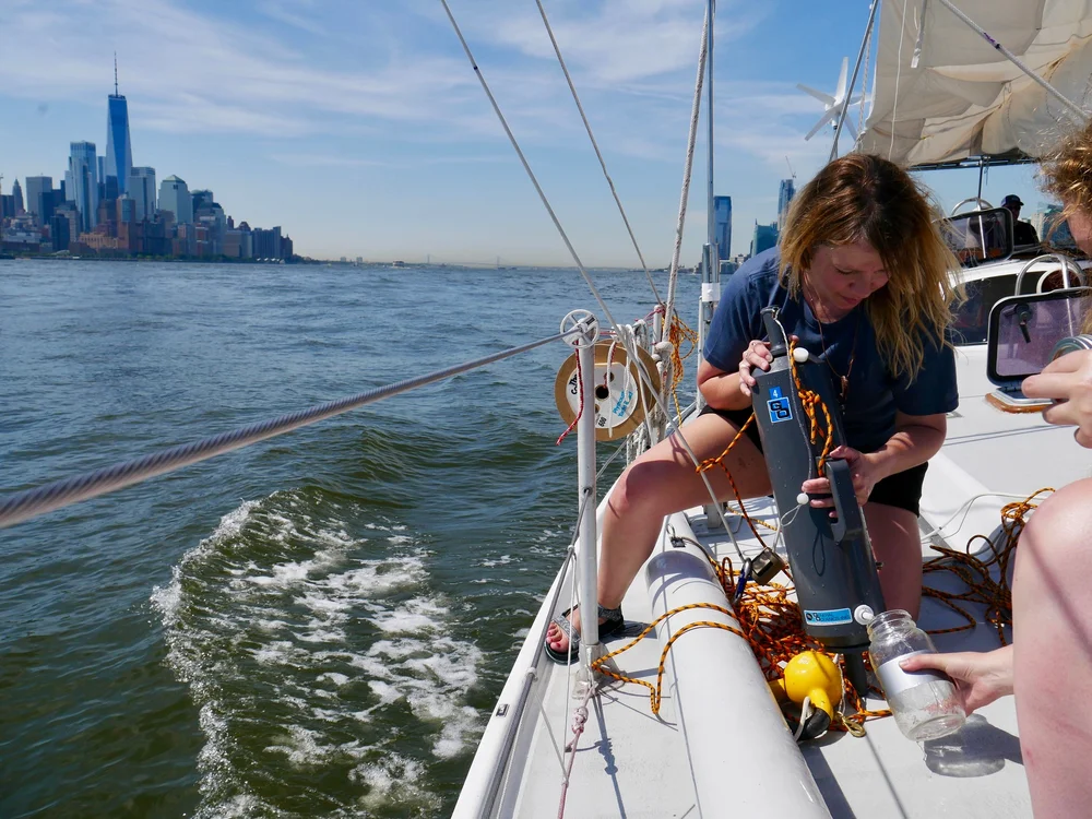 Claire Gwinnett Sampling water pollution in New York